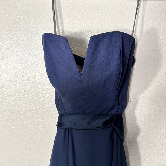 COPY - VERA WANG 'White' Bridesmaid Prom V-Wire Crepe Mermaid Dress midnightblu… - Picture 14 of 17